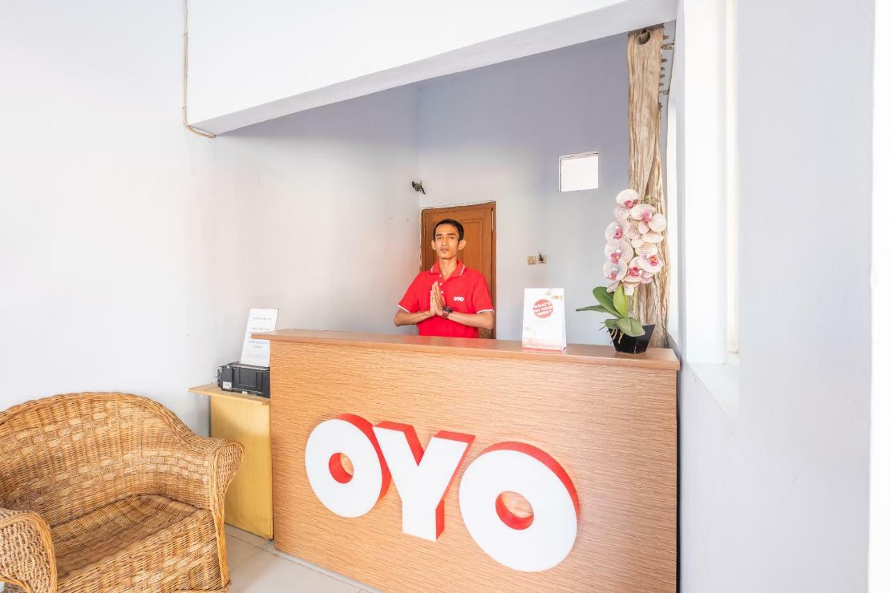 Oyo 863 Tenacity Guest House Syariah Cirebon Luaran gambar