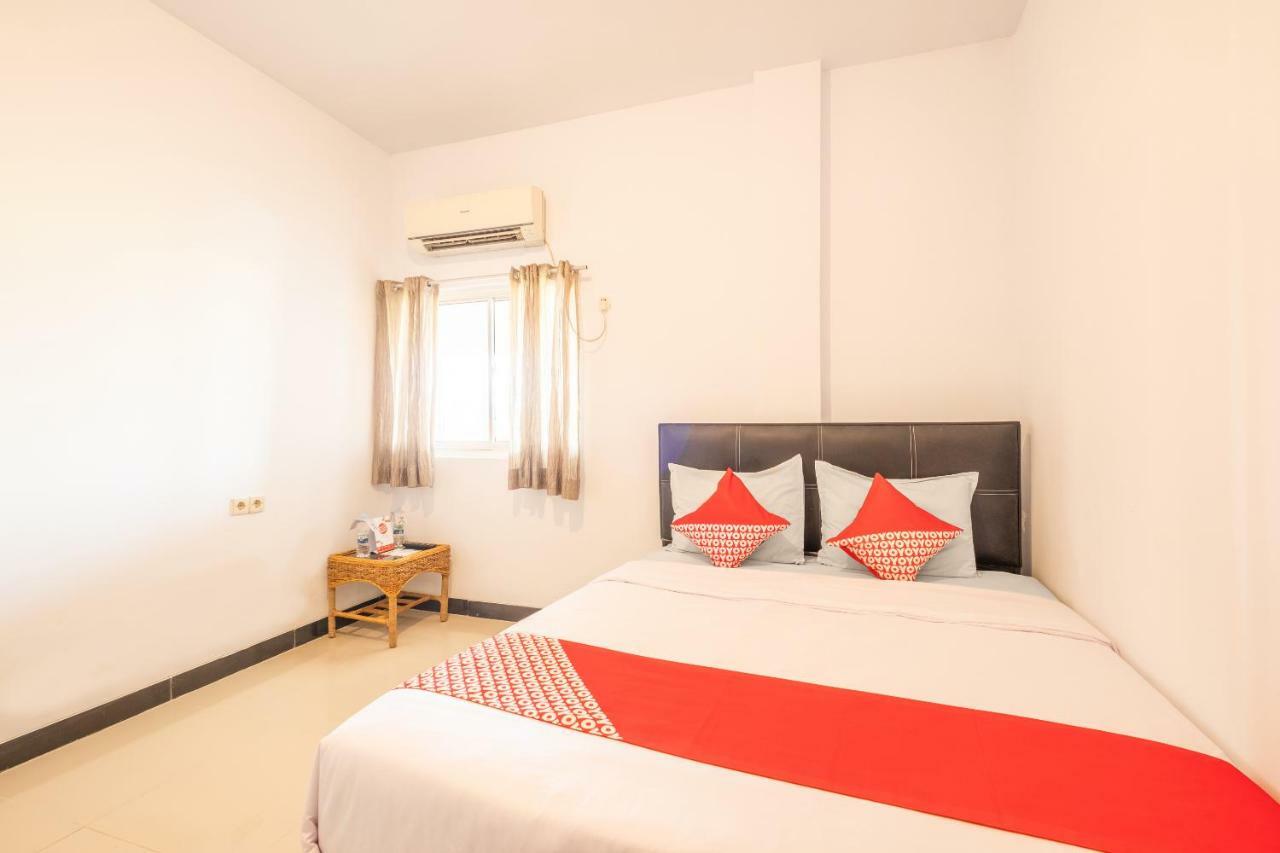 Oyo 863 Tenacity Guest House Syariah Cirebon Luaran gambar